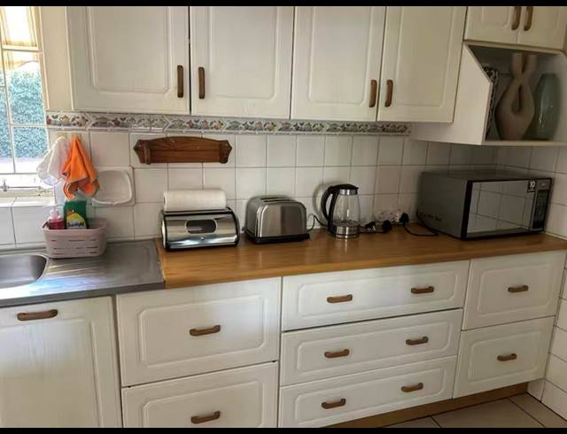 5 BEDROOM PROPERTY TO RENT IN LYNNWOOD GLEN